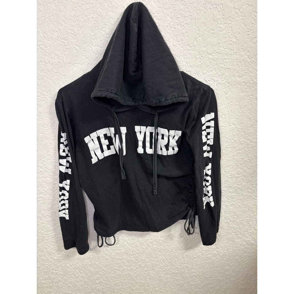 On Fire Women's Black Pull Over Cropped Hoodie Lightweight Sweatshirt Size M